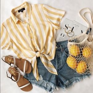 Anthropologie Levi’s white oak cone denim shorts